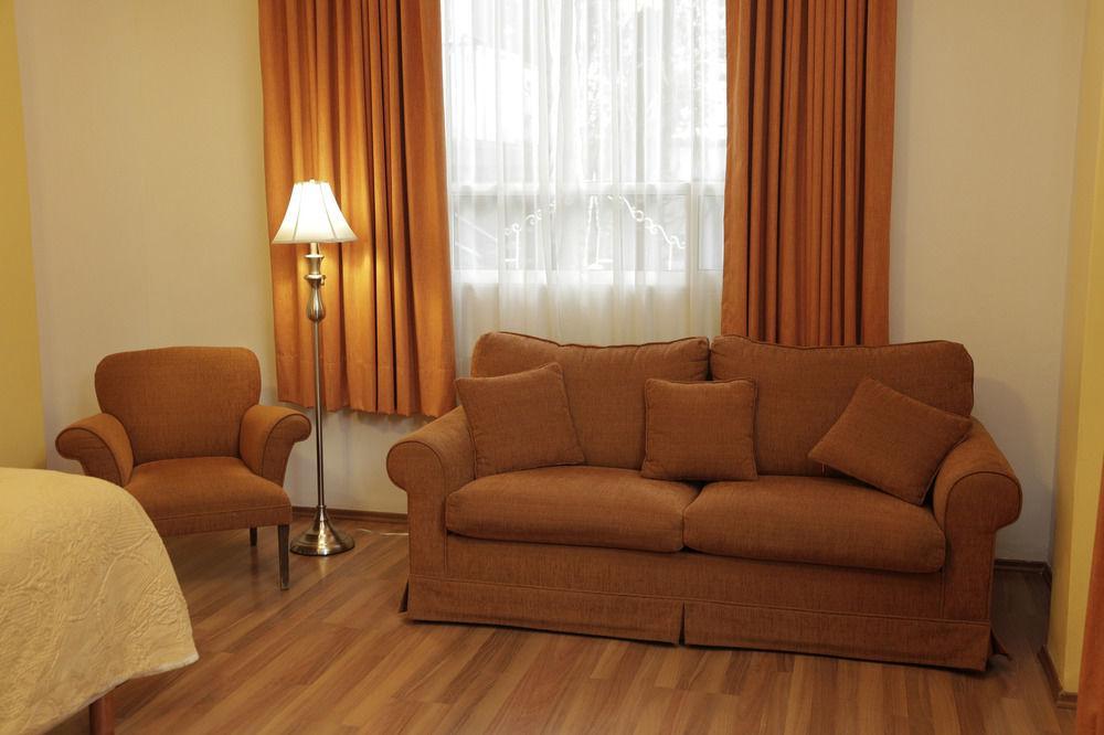 Hotel Casa Gonzalez 4*